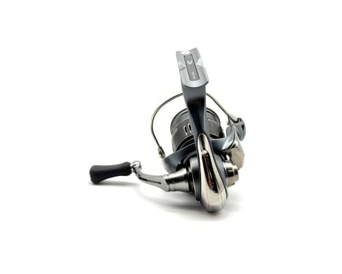 Катушка Daiwa 23 Airity ST SF2000SS-P Катушка Daiwa 23 Airity ST SF2000SS-P