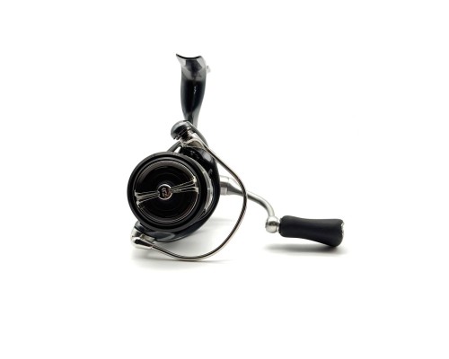 Катушка Daiwa 24 Luvias LT 2000S-H